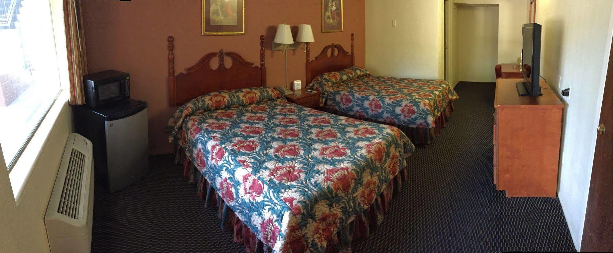 Scottish Inns Tupelo Bagian luar foto